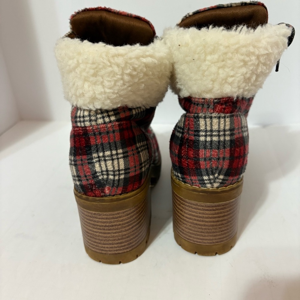 Comfort Est. 1946" plaid chunky heel ankle boots - Picture 5 of 8